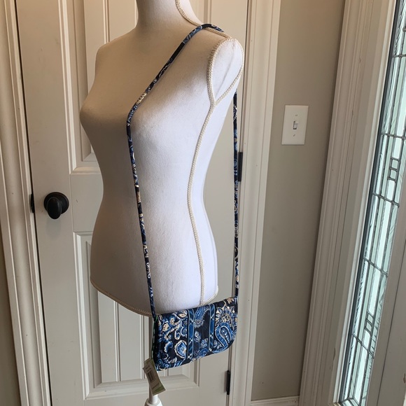 NWT Vera Bradley Purse (Crossbody or Long Strap) - Picture 2 of 6